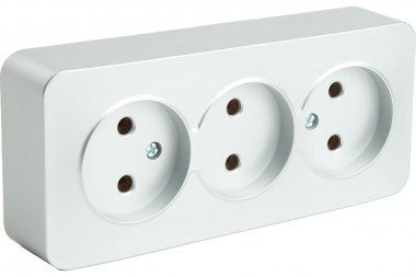 Фотография товара 'Feron 49329 Розетка STEKKER MST10-13-03 на 3 гнездо, без заземления'