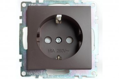 Фотография товара 'Feron 49028 Розетка STEKKER GLS16-7110-04 на 1 гнездо, с заземлением'