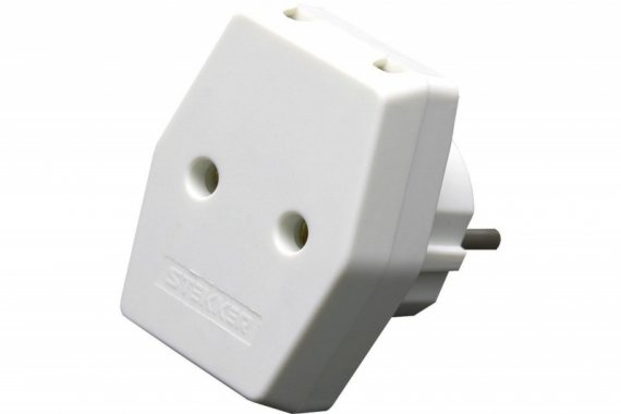 Фотография товара 'Feron Разветвитель сетевой компактный 3-местный б/з, ADP10-16-20, белый 39006'