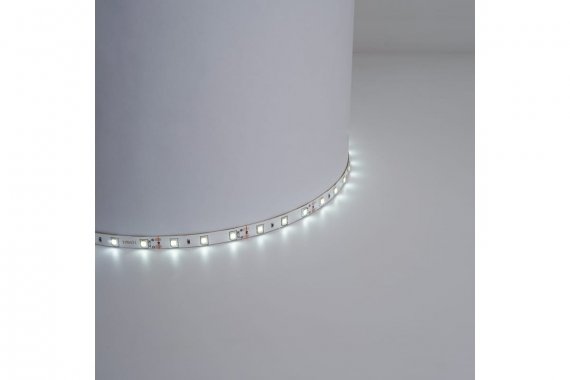 Фотография товара 'Feron 48219 Лента светодиодная 12V LS604, 60*SMD2835, 4,8W/m, IP65, 4000К'