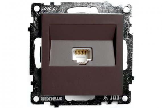 Фотография товара 'Feron 49023 Розетка STEKKER GLS00-7107-04 размер 55*55*35мм'